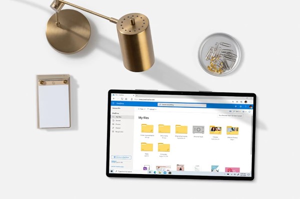 Phần mềm Microsoft 365 Personal English APAC EM Subscr 1YR Medialess P6 6